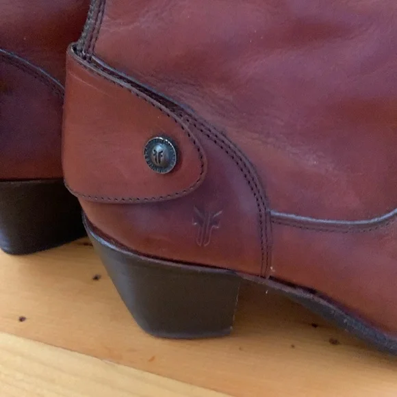 Frye boots - Jackie zip tall in redwood color. - Picture 5 of 8